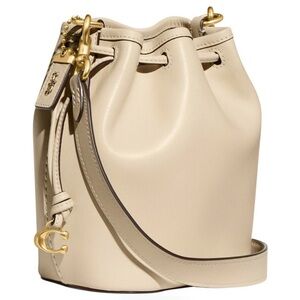 COACH 1941 Camila Glovetanned Leather Bucket Bag Cream Off White w/ Dust Bag